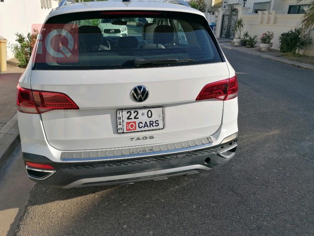 فولكسفاغن تاوس